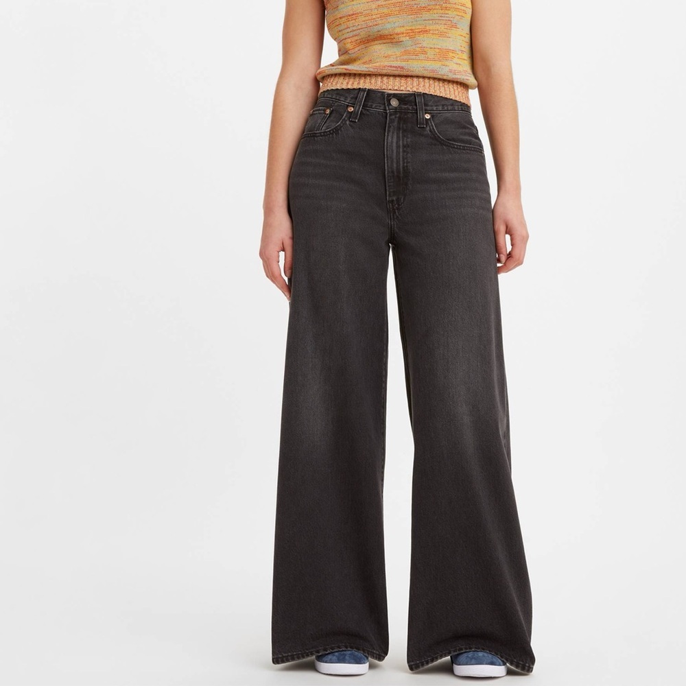 Levi’s XL Flood Black Wide Leg Cropped Jeans Size 28 Raw Hem Vintage Wash Denim - Picture 2 of 15